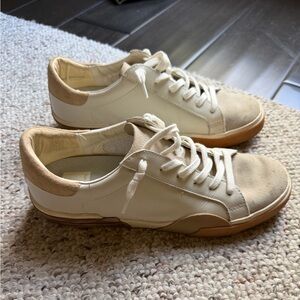 Dolce Vita Sneakers Size 8.5